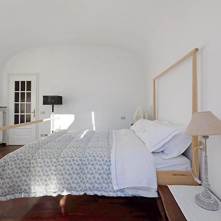 Residenza Stoechas White Appartement Albenga Buitenkant foto