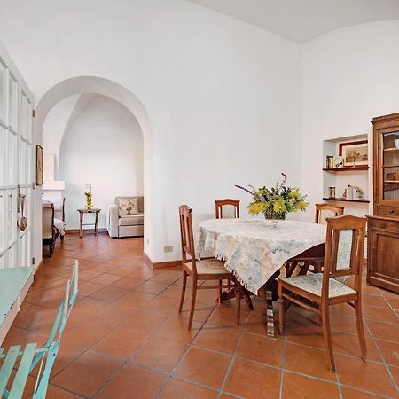 Residenza Stoechas White Appartement Albenga Buitenkant foto